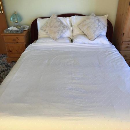 Room In Guest Room - Orchard Manor, Fore Street, Probus Truro Kültér fotó